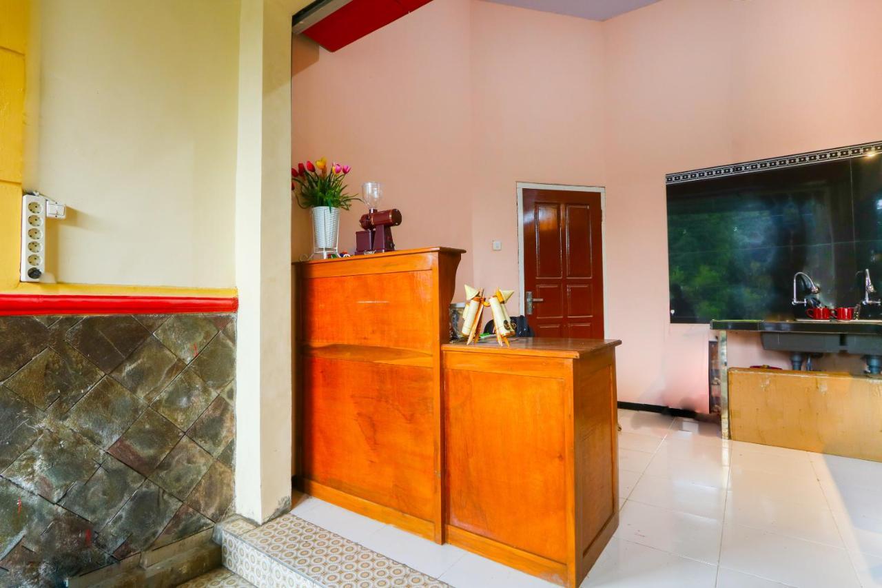 Oyo Life 3064 Mahameru Kost Putra Jembel Dış mekan fotoğraf